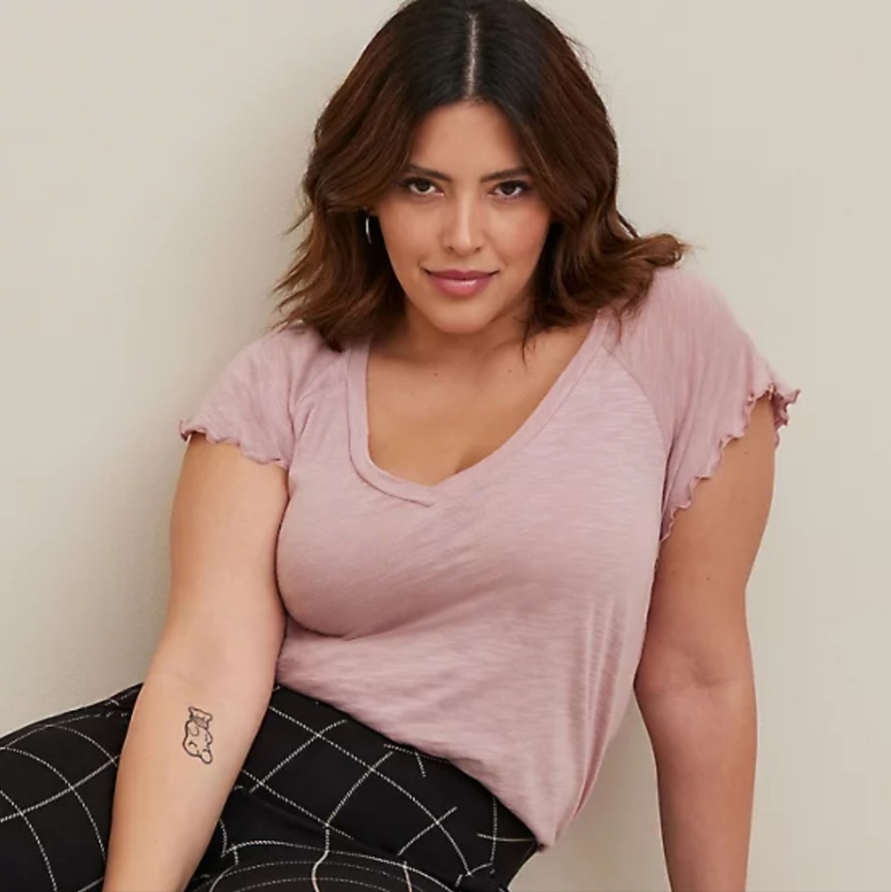 Torrid size 3 pink top